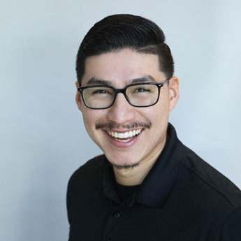Cesar Gomez — IT Solutions Consultant